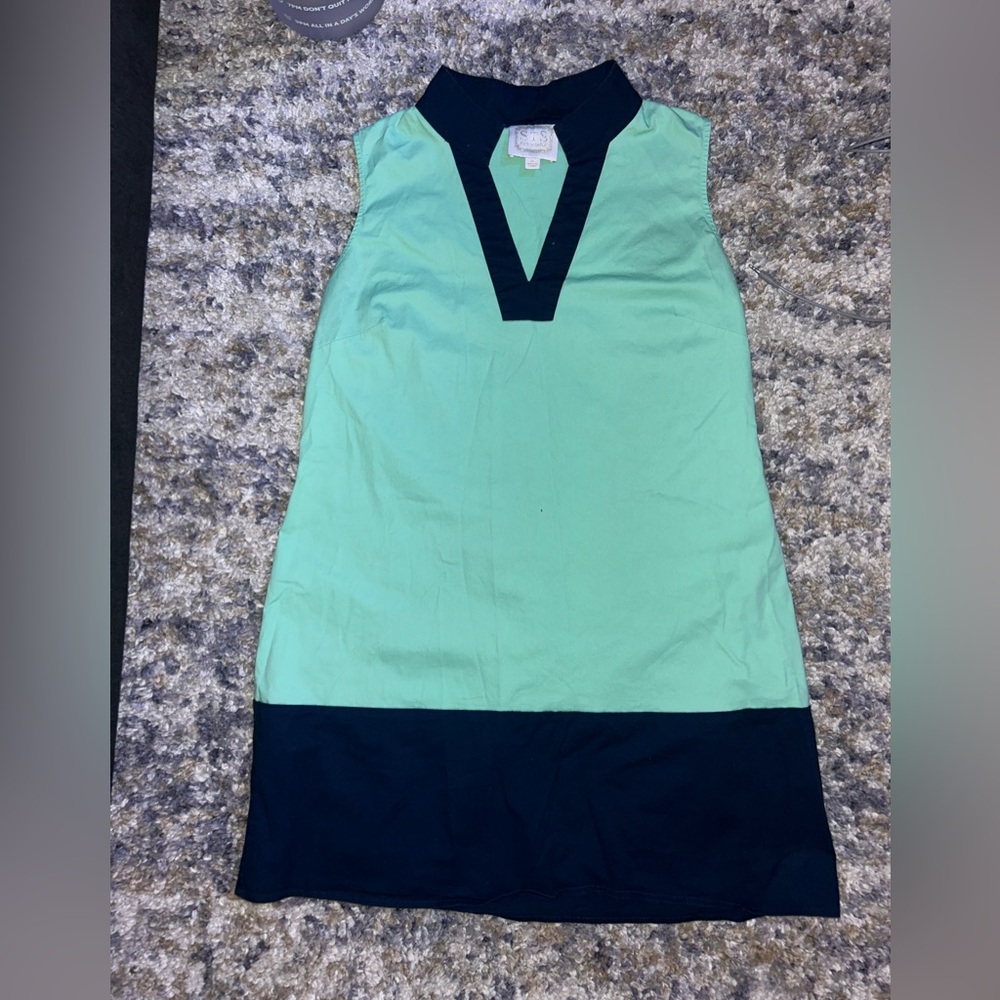 RARE Sail to Sable Mint and Navy V-Neck Dress - Picture 1 of 3